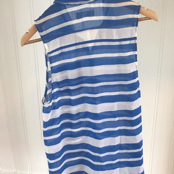 Hollister - Picture 2 of 2